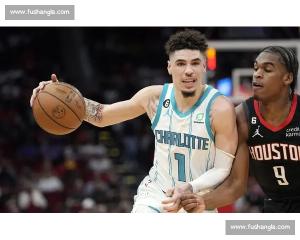 火箭对阵黄蜂全场回放解析攻防博弈与关键时刻精彩瞬间完整呈现